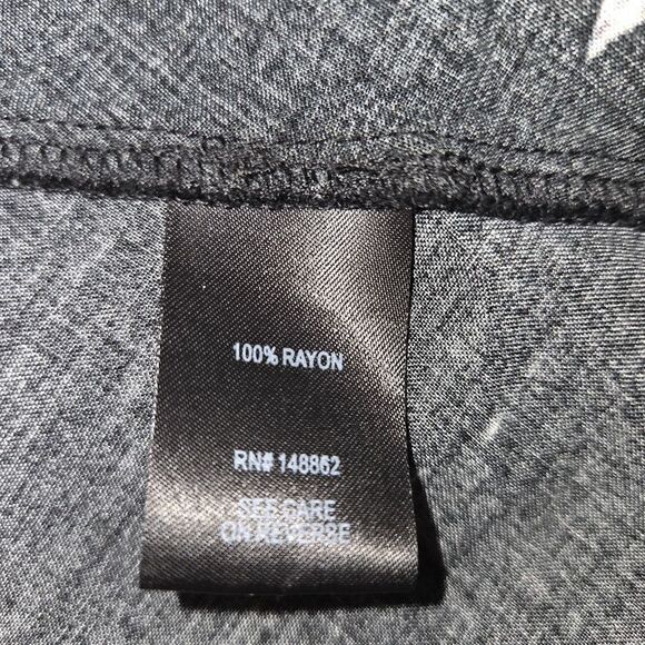 Torrid Black Floral Midi Challis Handkerchief Skirt Size 3 3x - Picture 6 of 6